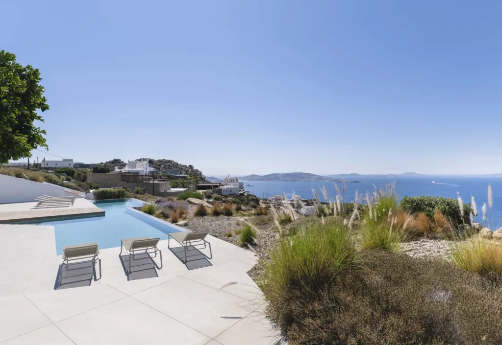 Mykonos_Cove_052