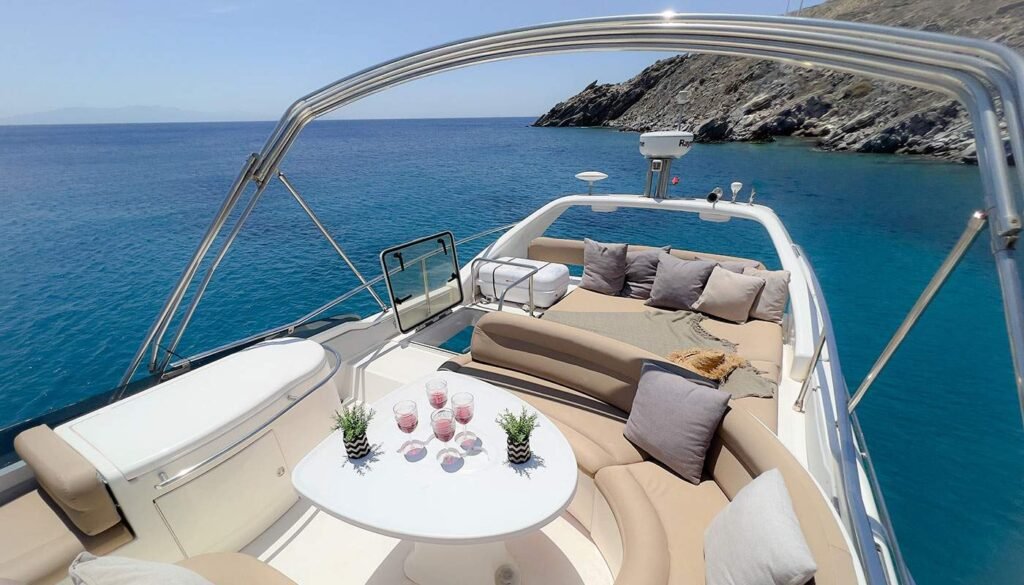 azimut-58-eazyblue-4yot-yacht-charter-050-xl