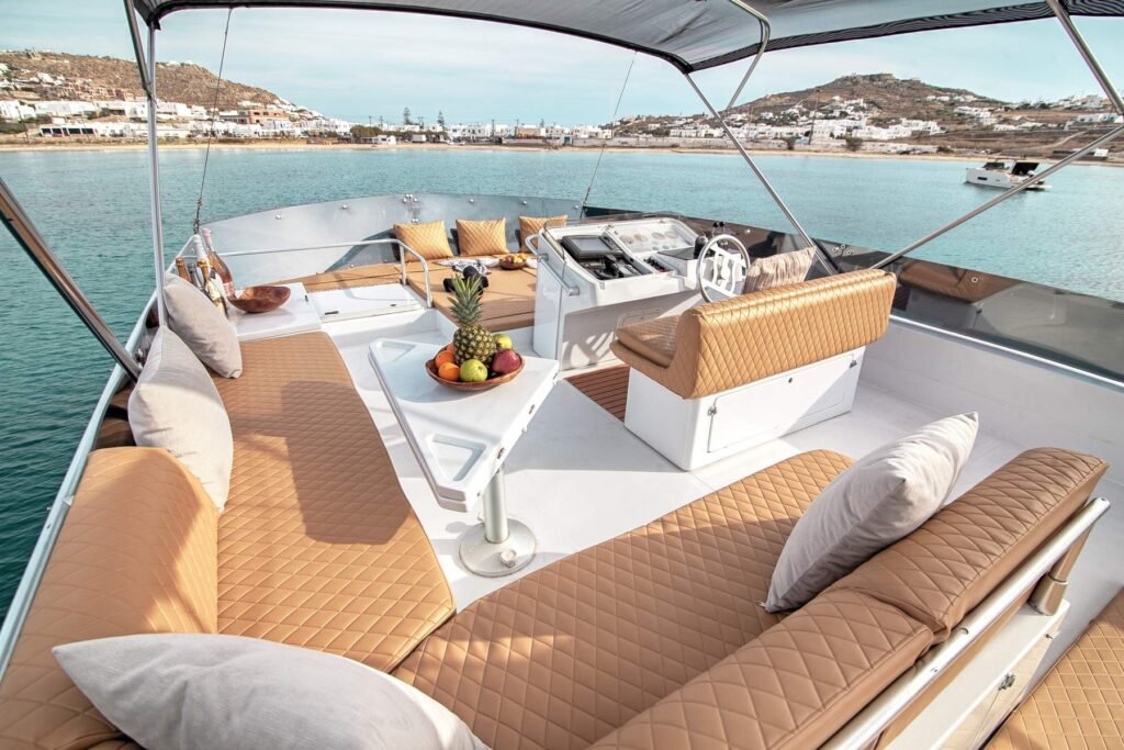 eazyblue-4yot-membership-yachting-club-ferretti-58-64-mykonos-040-xl