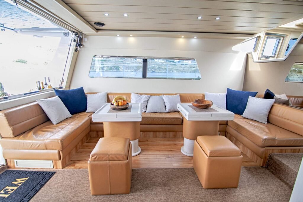 eazyblue-4yot-membership-yachting-club-ferretti-58-64-mykonos-090-xl