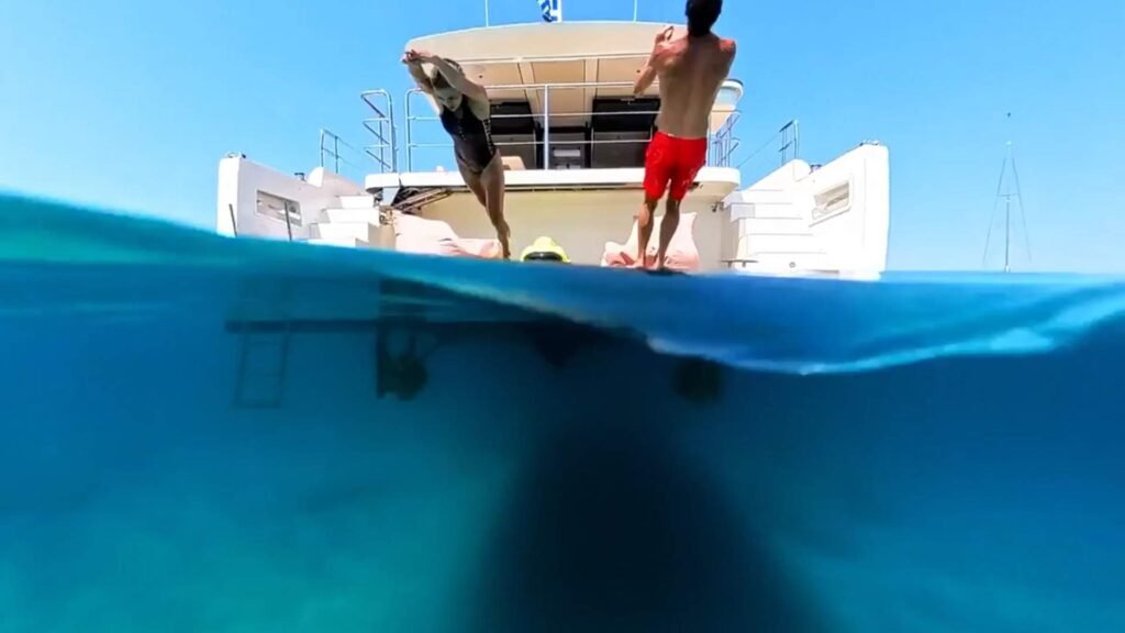 myc-4yot-eazyblue-omikron-yacht-150-xl