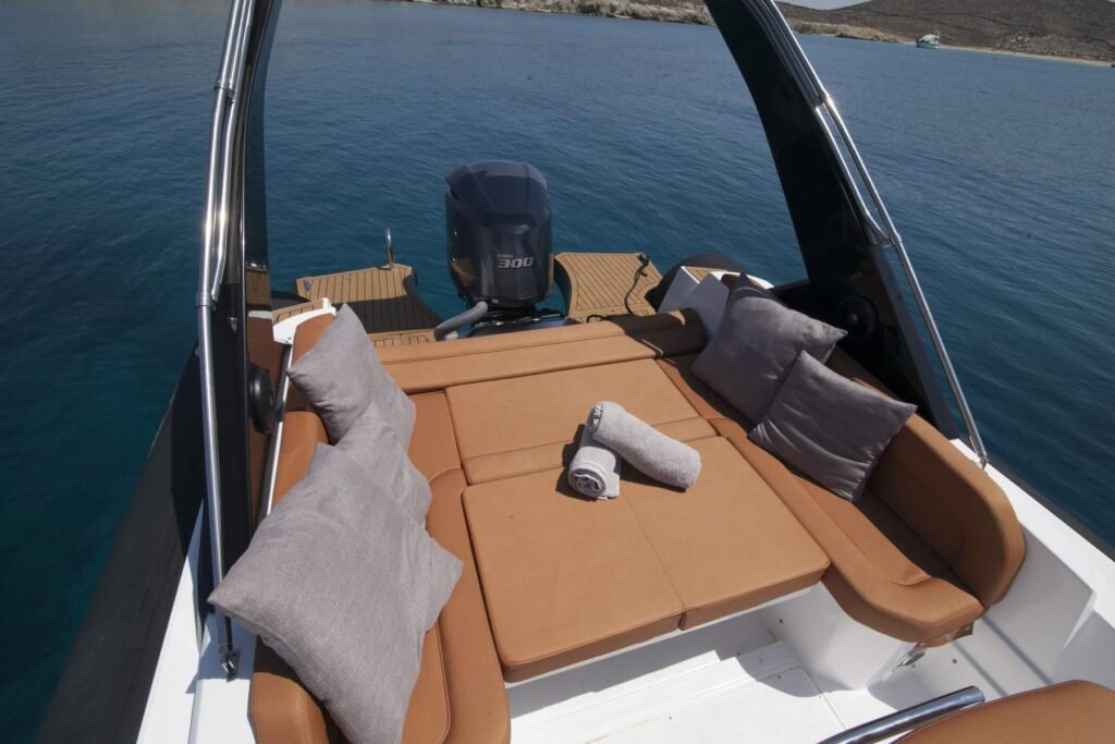 salpa-soleil-10m-eazyblue-4yot-mykonos-040-xl