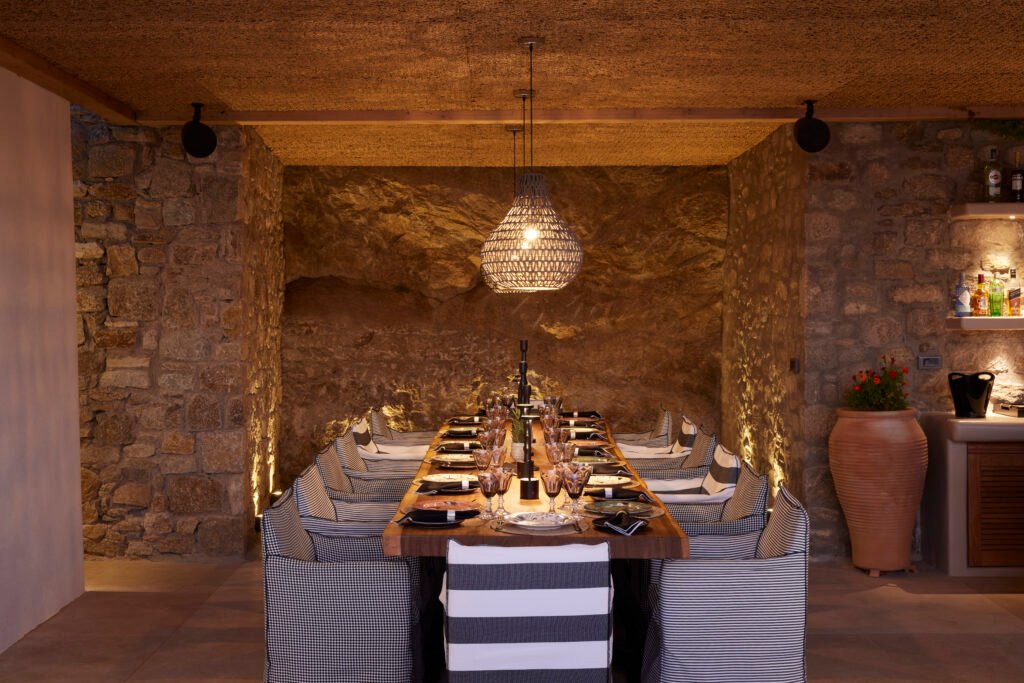 11.6