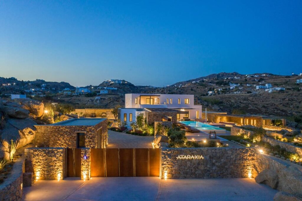 01-Ataraxia-Estate-at-night_nw